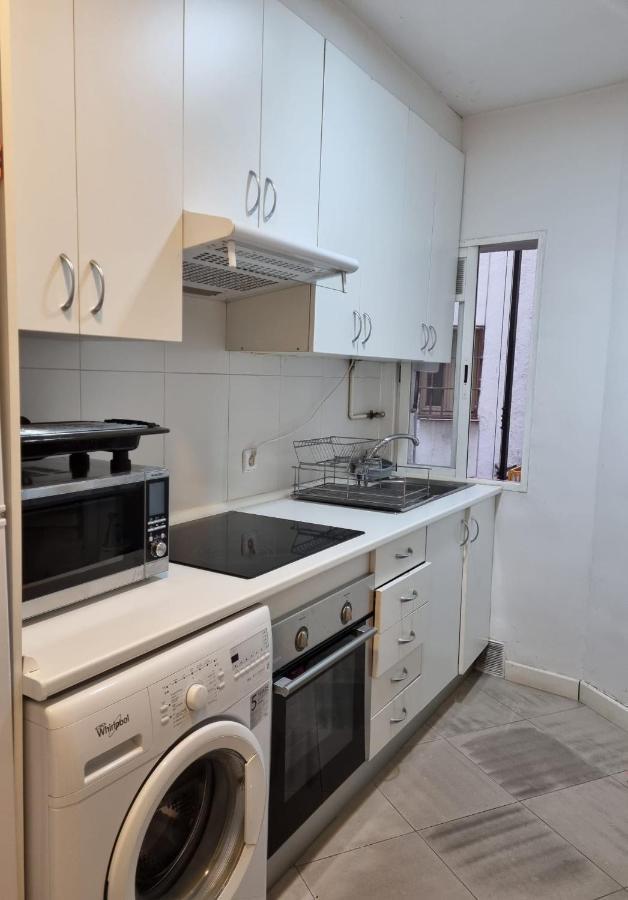 Habitacion Matrimonial En Piso Compartido En El Centro De Madrid Apartment Ngoại thất bức ảnh