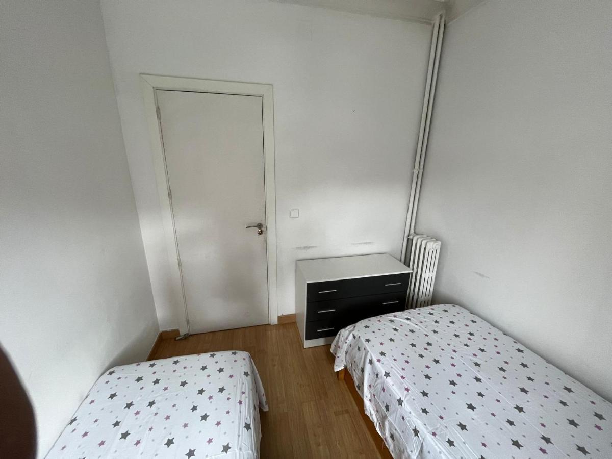Habitacion Matrimonial En Piso Compartido En El Centro De Madrid Apartment Ngoại thất bức ảnh